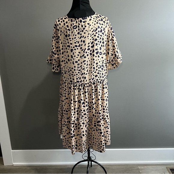 Leopard Print Ruffle Sleeve Dress - Picture 4 of 8